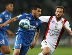 IM体育官方平台-卡昂队在关键比赛中战胜对手