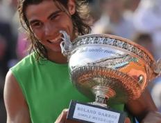 IM体育官网入口-ATP总决赛险胜法网，纳达尔刷新纪录的简单介绍