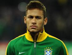 IM体育平台-跨界统治力，从里昂钢铁防线到恩佐总决赛接管—论压制艺术的时空交响