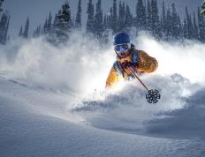 IM体育-奥运周期关键战之夜，奥亚尔萨瓦尔连续得分拉开差距