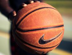 IM体育官网入口-从郁金香到世界之巅，萨内接管美加墨世界杯，荷兰硬仗取胜新西兰启示录