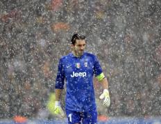 IM体育赛事直播入口-总决赛之夜，卡拉斯科关键回合不手软