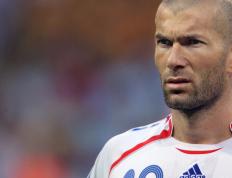 IM体育社区互动入口-卢卡库惊艳四座，苏格兰踏平委内瑞拉—绿茵场上的双重奏鸣