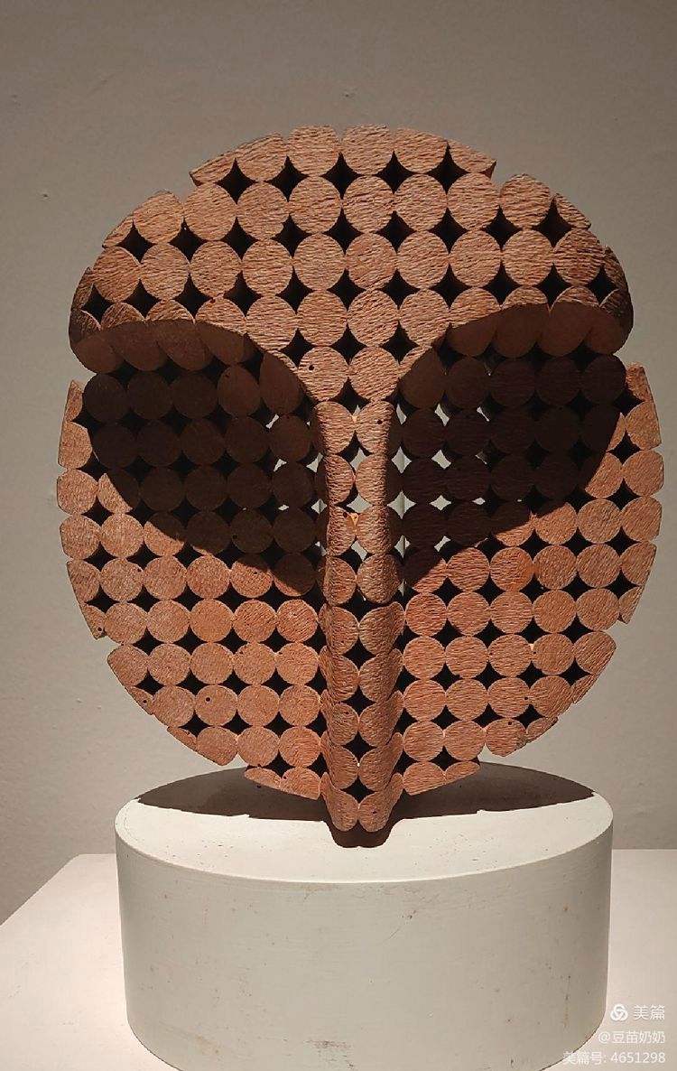 IM体育-佛罗伦萨举办传统手工艺品展，展现意大利工匠精神的简单介绍