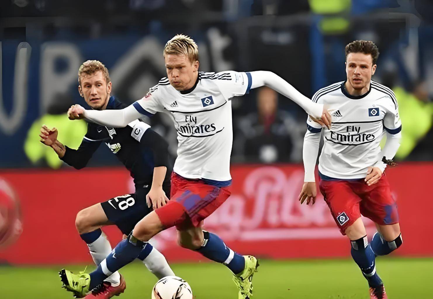 IM体育在线注册-沙尔克逆转获胜，德国足球实力不容小觑的简单介绍