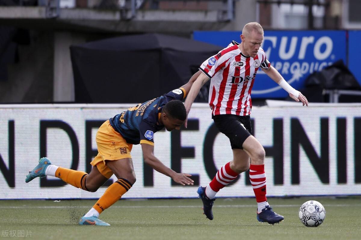 IM体育官方平台-包含足球对决如战争，胜负难逆的词条