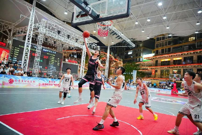 IM体育动画直播通道-包含职业篮球联赛总决赛场上搏尽全力，赛场燃烧的词条