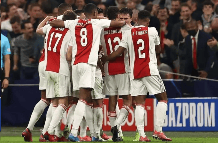 IM体育官方网站-阿贾克斯轻取对手，领跑荷甲积分榜