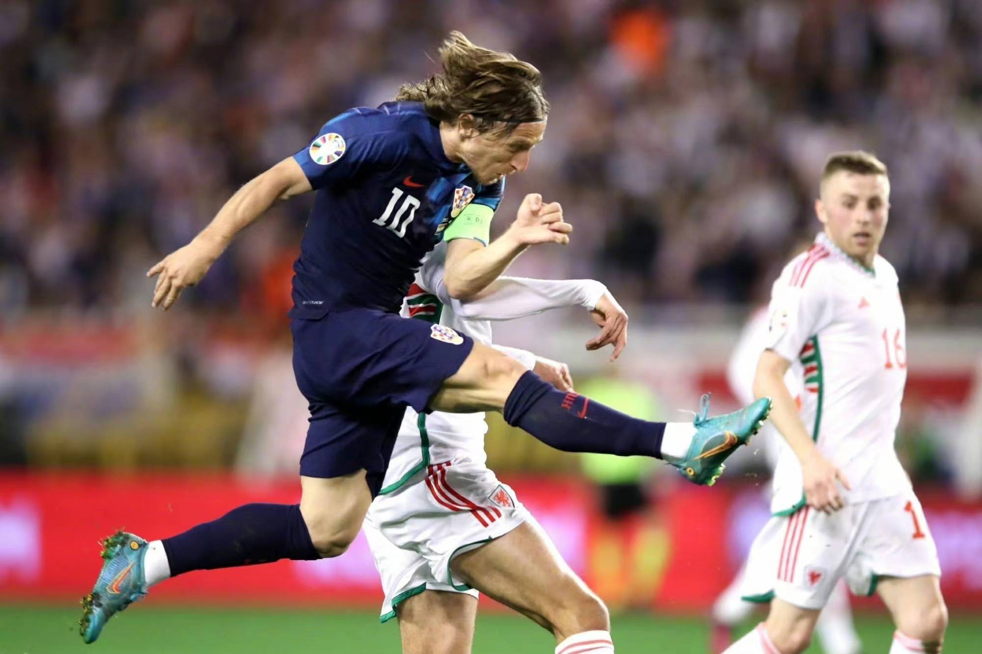 IM体育官网入口-包含日本完胜瑞士，穆勒状态火热的词条