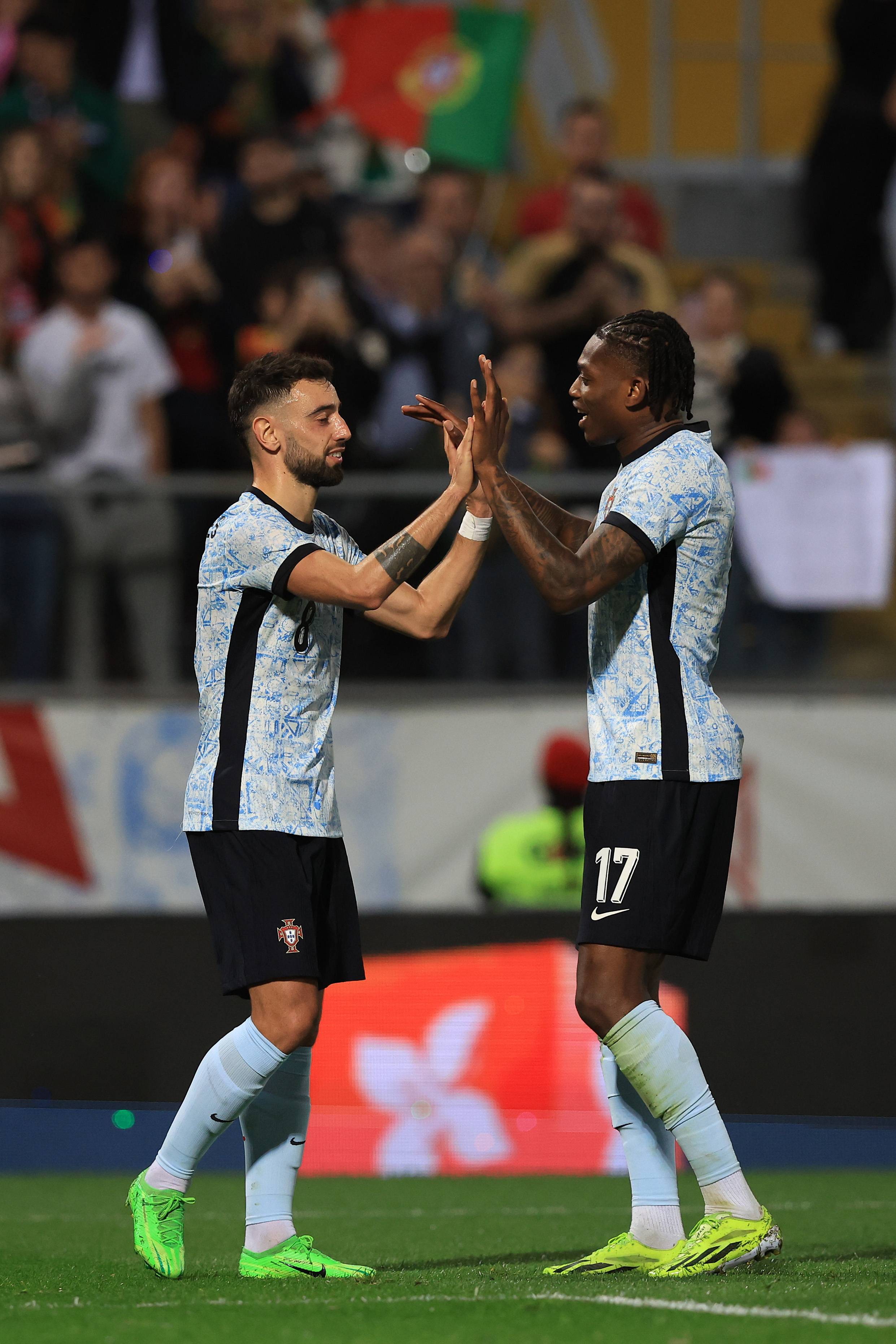 IM体育官方网站-包含葡萄牙队险胜瑞典队，许昕高光表现的词条