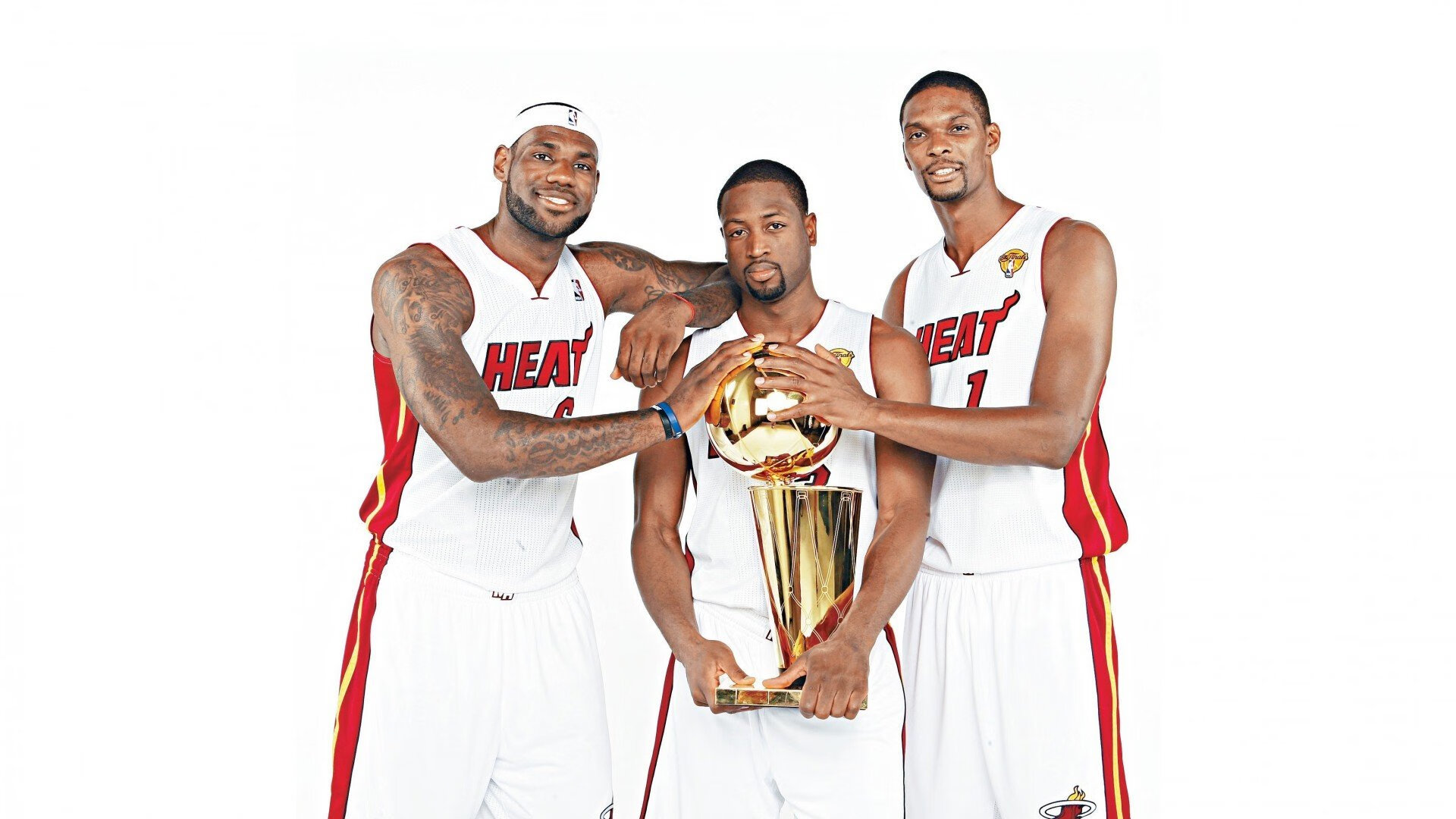 IM体育官网-迪巴拉存在感拉满,巴西末节风暴带走尼日利亚—一场定义现代足球的战术博弈